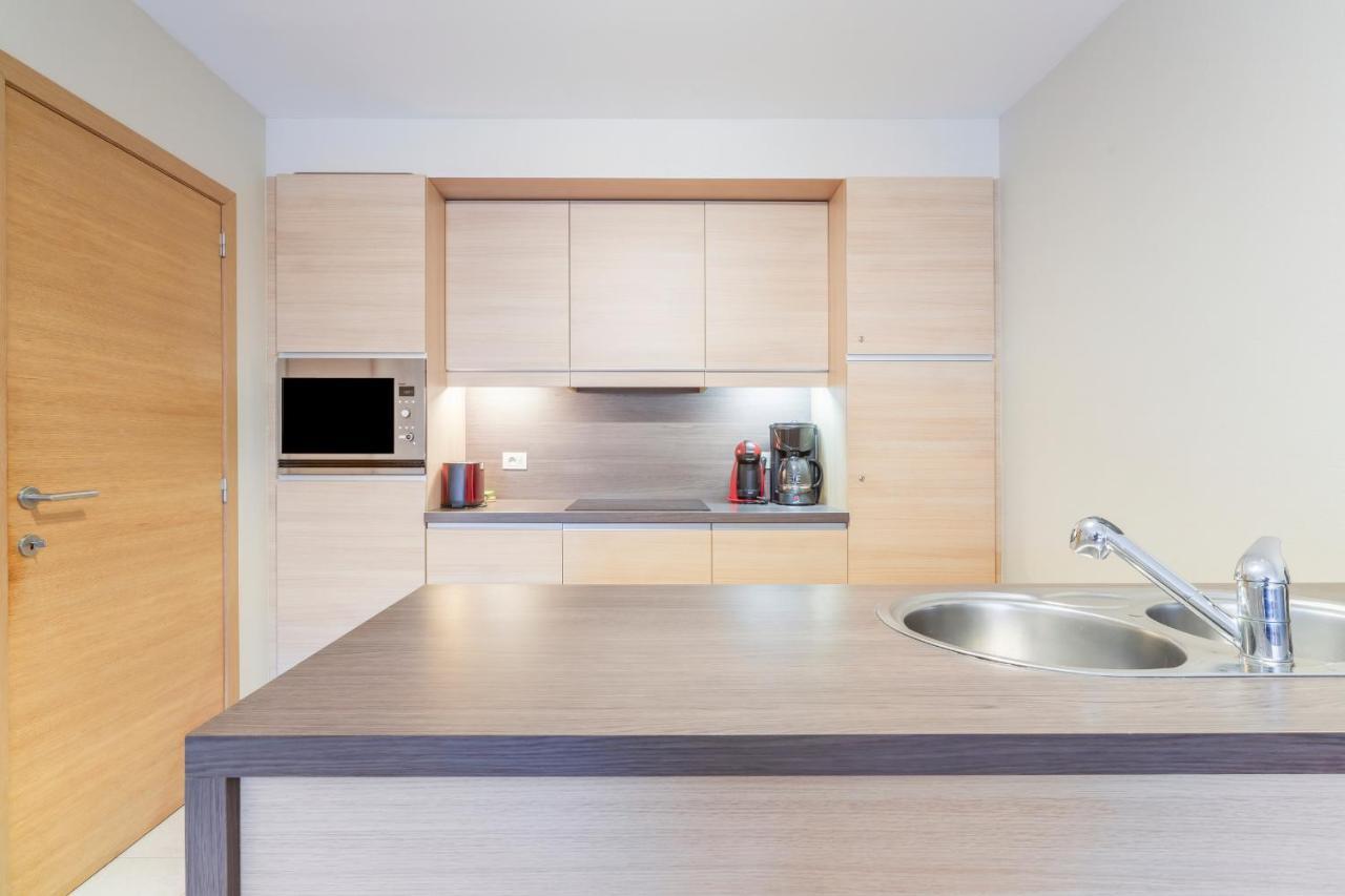 Luxury Apartment With Garden Close To The Beach Oostende Eksteriør billede