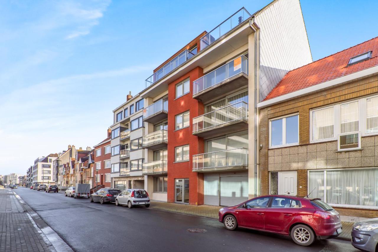 Luxury Apartment With Garden Close To The Beach Oostende Eksteriør billede