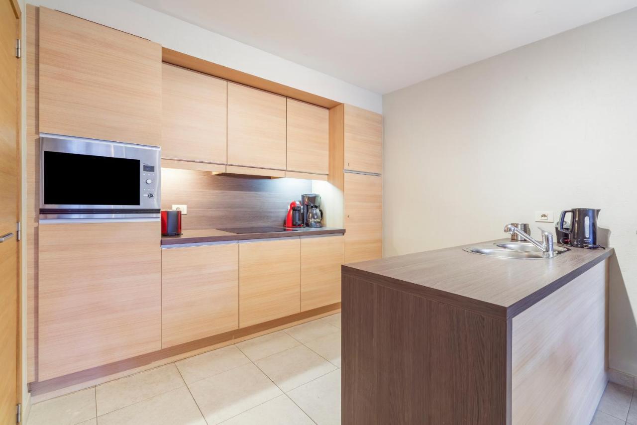 Luxury Apartment With Garden Close To The Beach Oostende Eksteriør billede