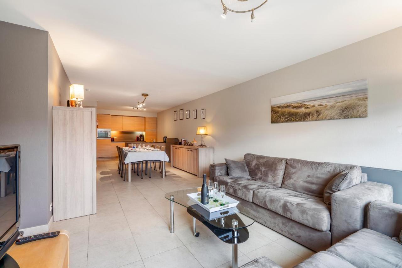 Luxury Apartment With Garden Close To The Beach Oostende Eksteriør billede